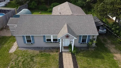 24 Douglass Way Exeter NH 03833
