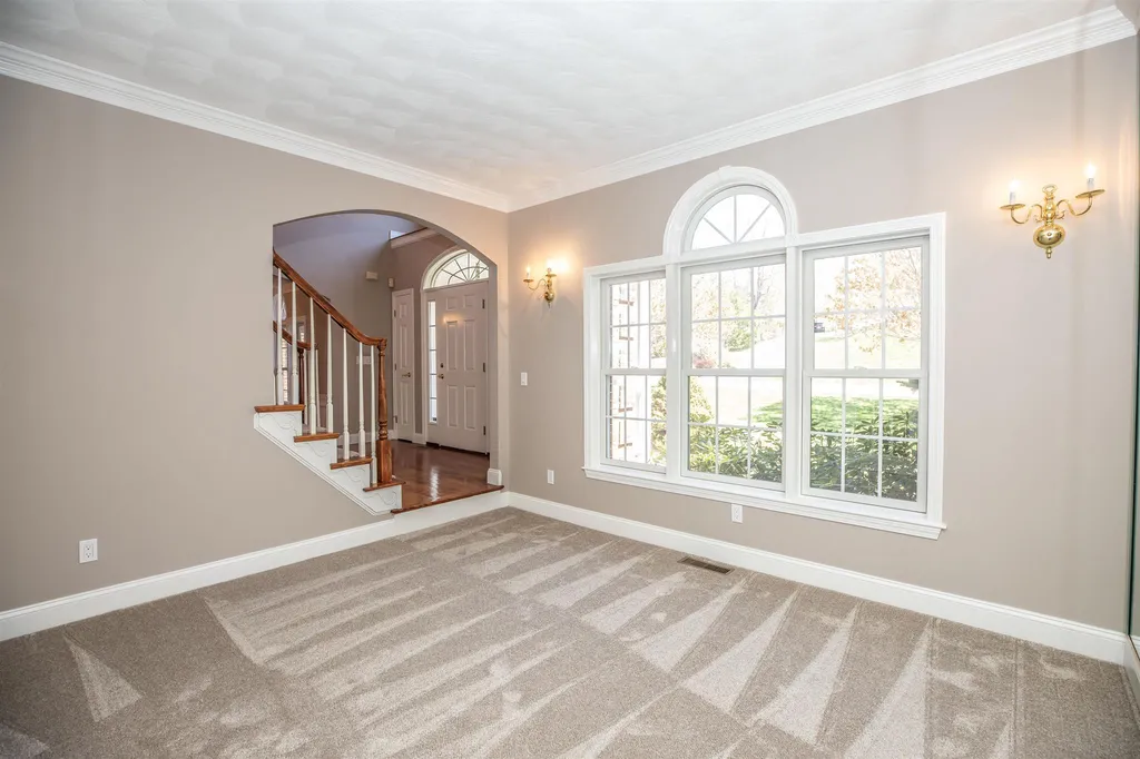 46 Tanglewood Drive Nashua NH 03062