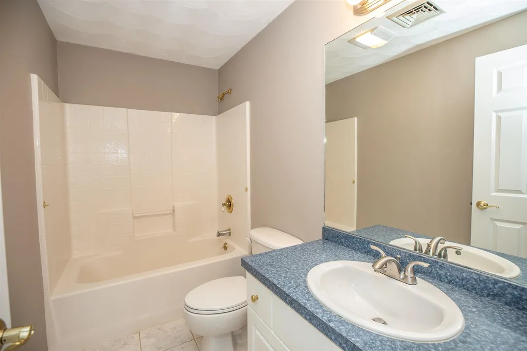 46 Tanglewood Drive Nashua NH 03062