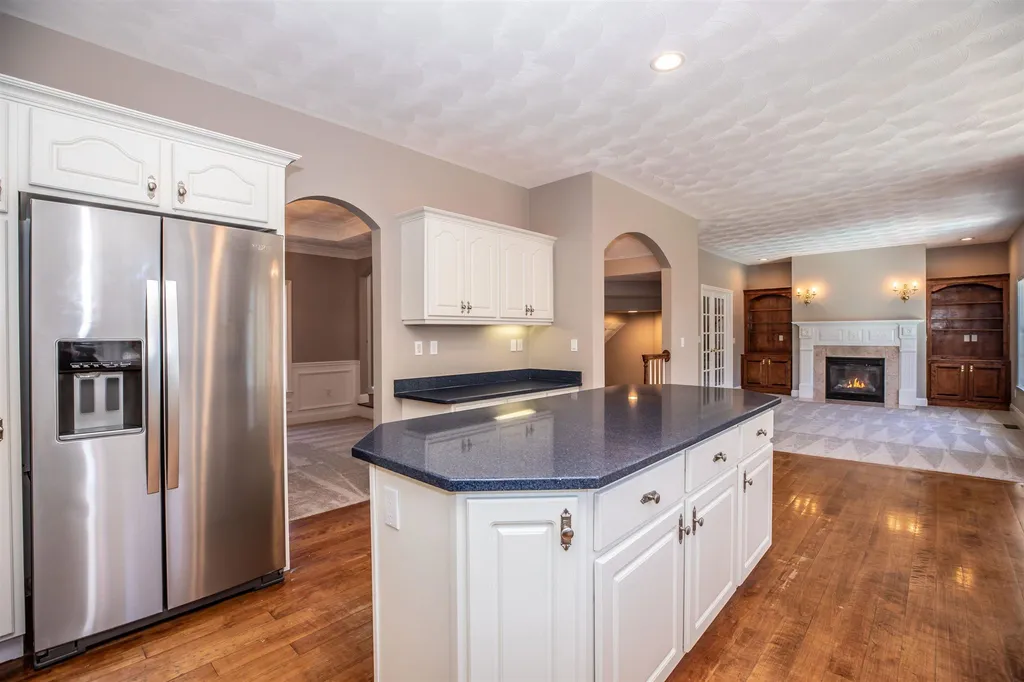 46 Tanglewood Drive Nashua NH 03062