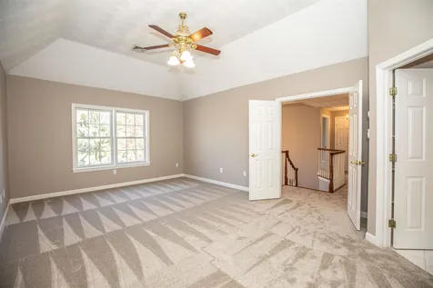 46 Tanglewood Drive Nashua NH 03062