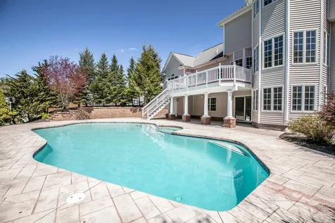 46 Tanglewood Drive Nashua NH 03062