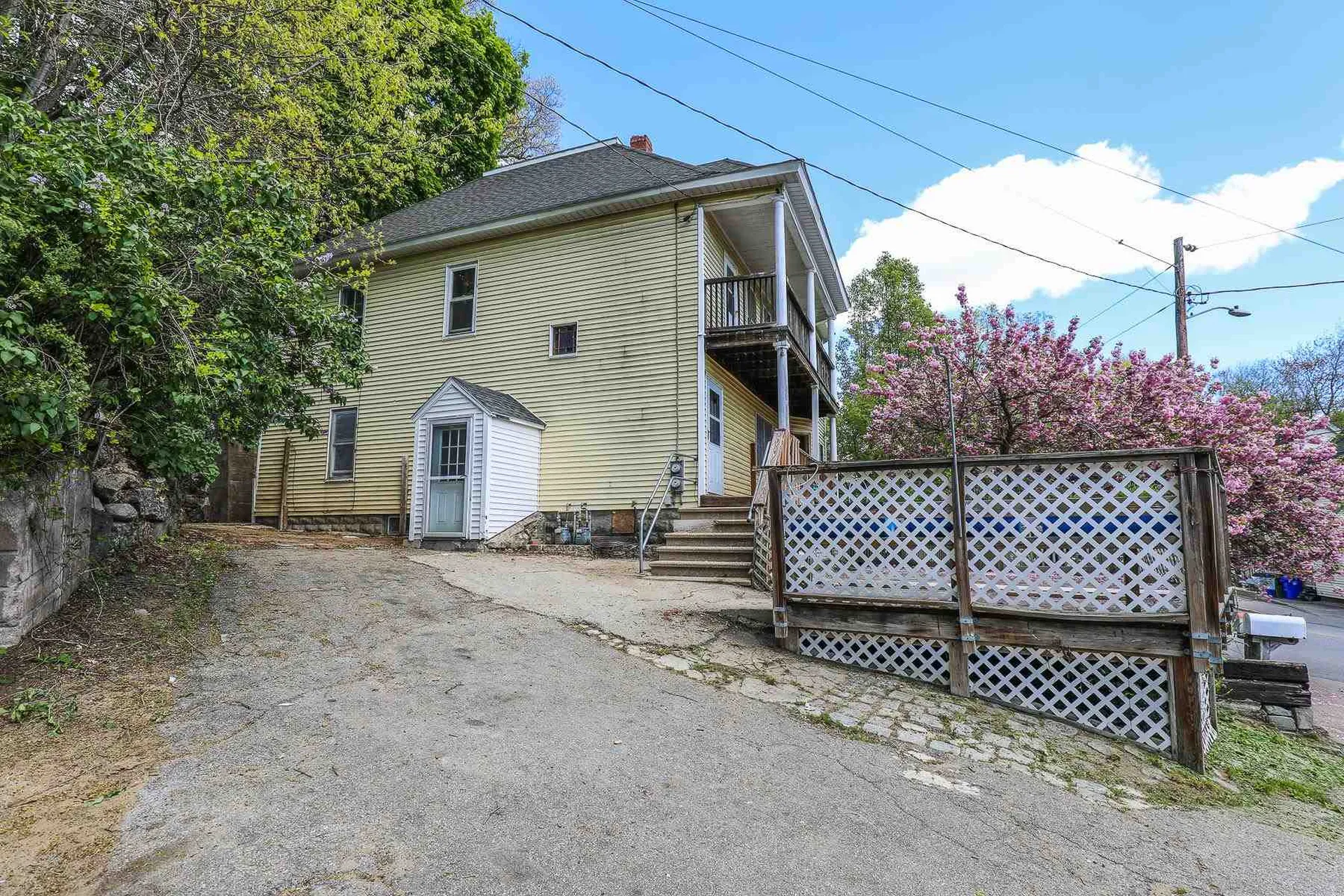488 Bartlett Street Manchester NH 03102