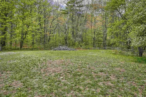 94 Reservoir Drive Weare NH 03281