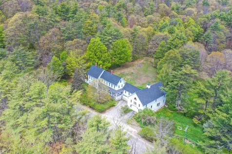 94 Reservoir Drive Weare NH 03281