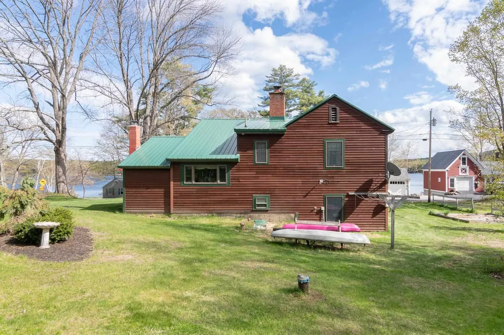 456 Waukewan Road Center Harbor NH 03226