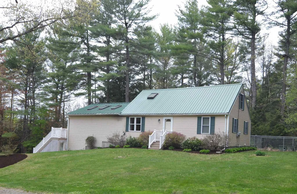 99 Blake Road Weare NH 03281