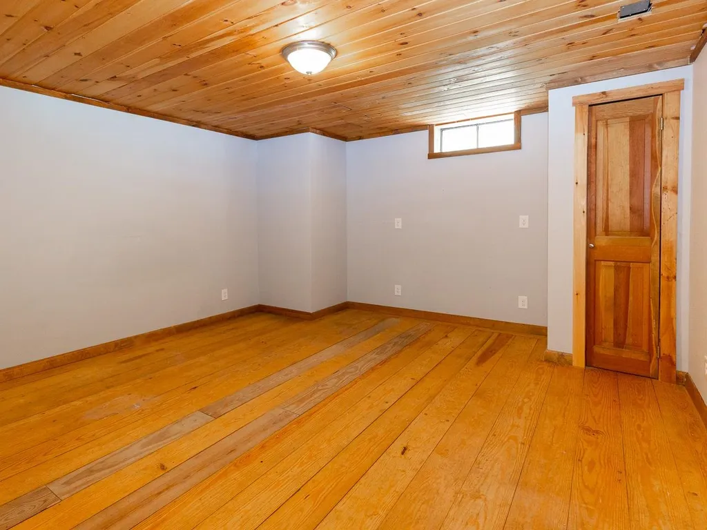 22 Howard Lane New Boston NH 03070