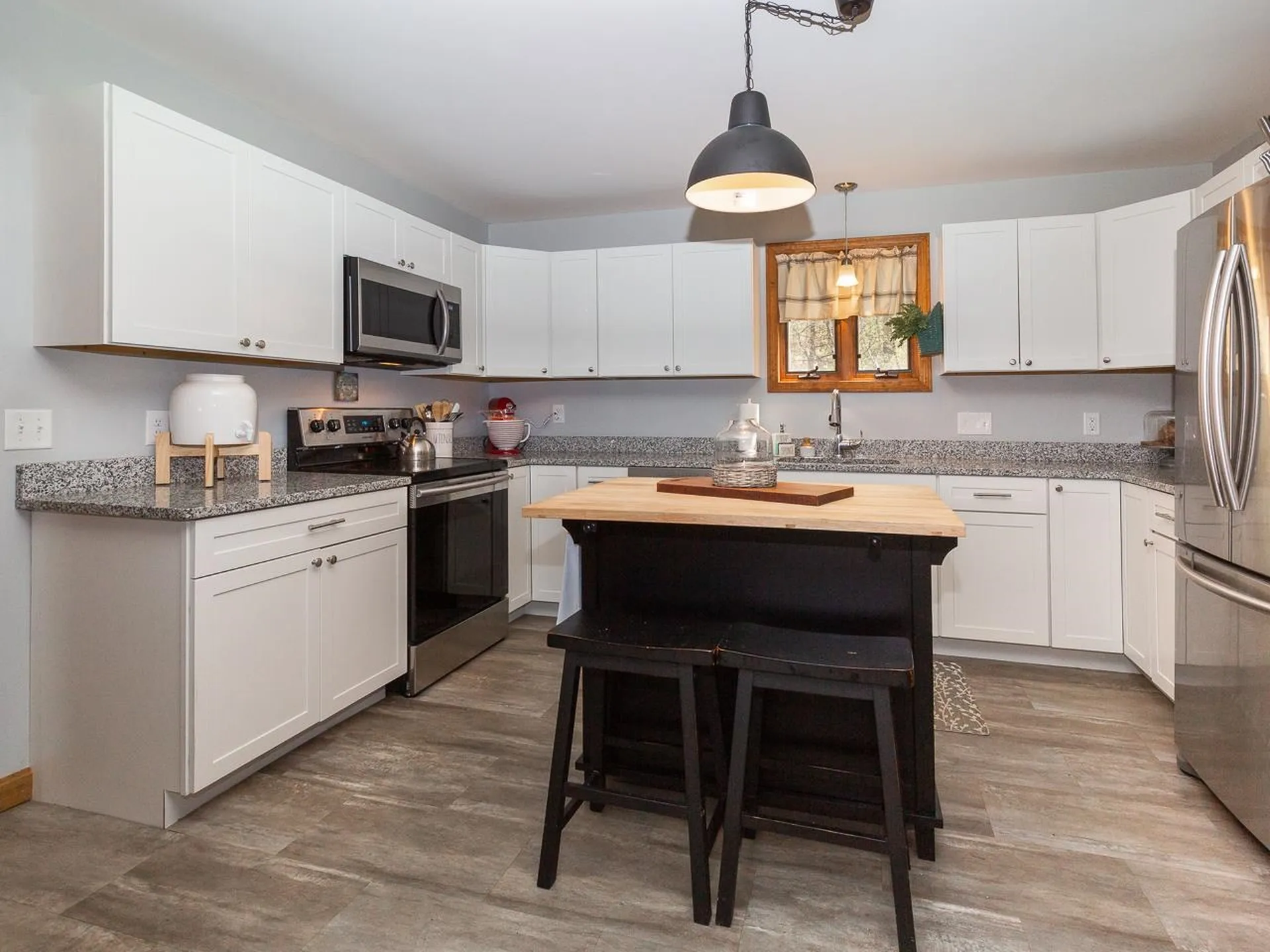 22 Howard Lane New Boston NH 03070