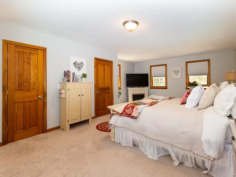22 Howard Lane New Boston NH 03070