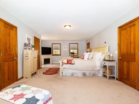 22 Howard Lane New Boston NH 03070