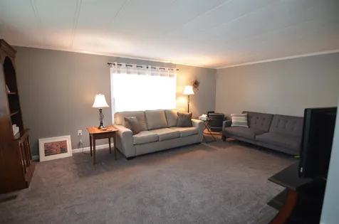 28 Alice Drive Concord NH 03303