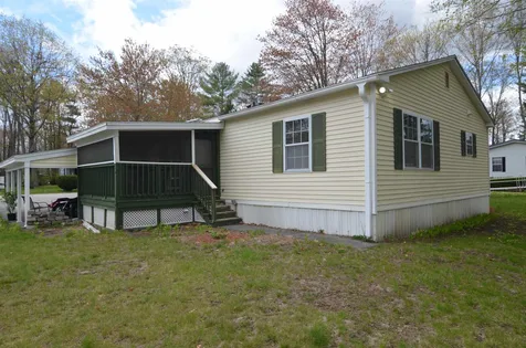 28 Alice Drive Concord NH 03303