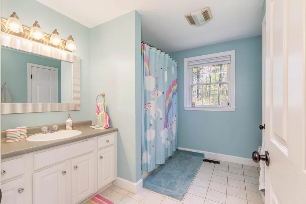 57 Morrison Road Windham NH 03087