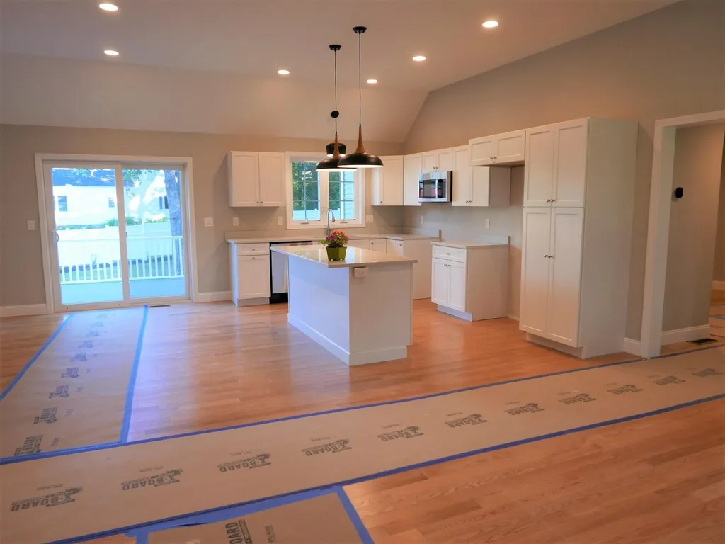 1281 Maple Street Hopkinton NH 03229