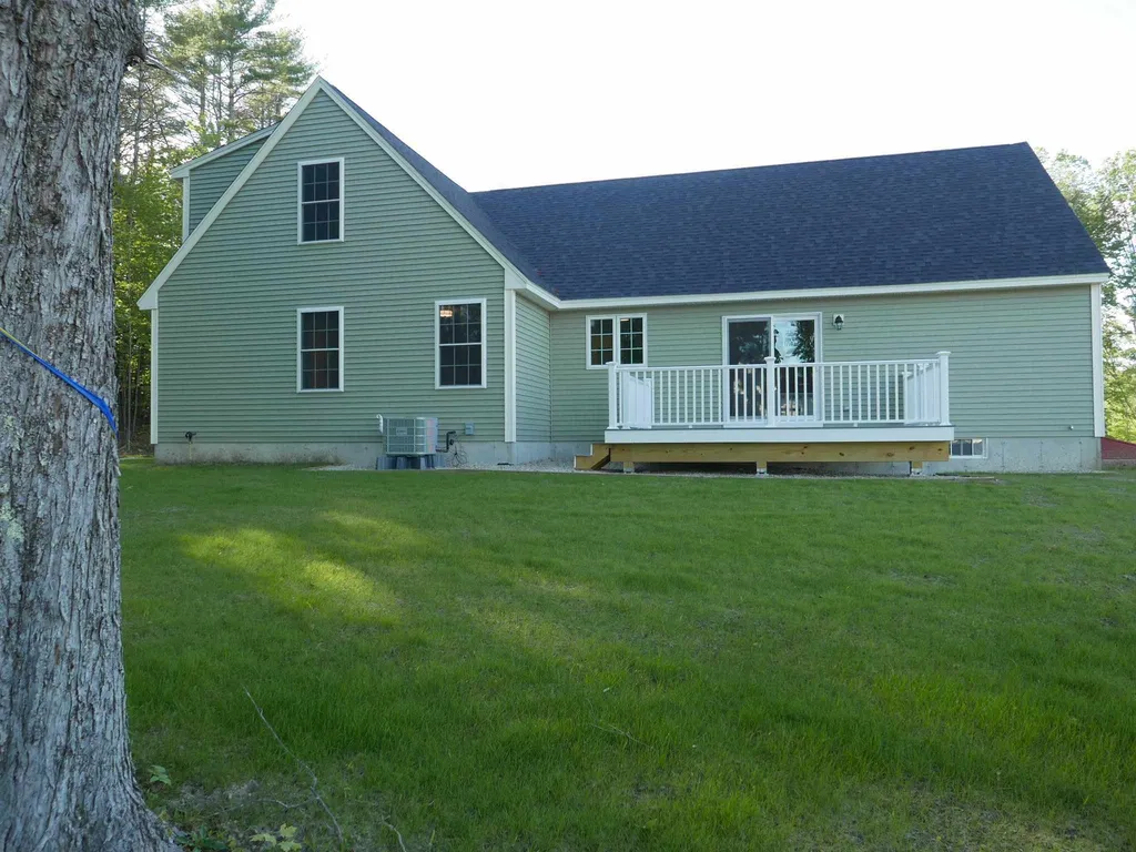 1281 Maple Street Hopkinton NH 03229