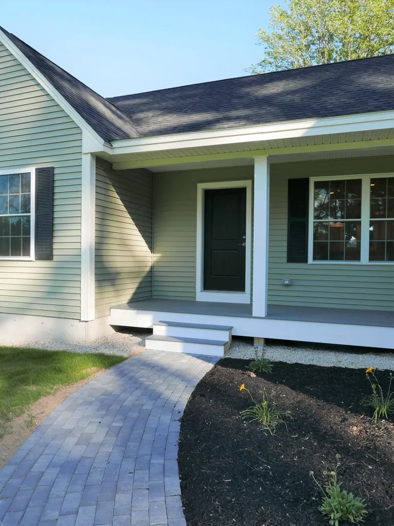 1281 Maple Street Hopkinton NH 03229