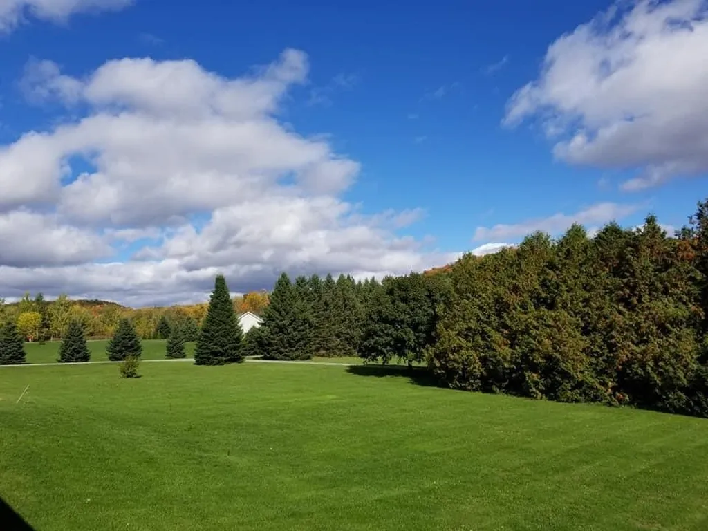 26 Autumn Lane Bristol VT 05443