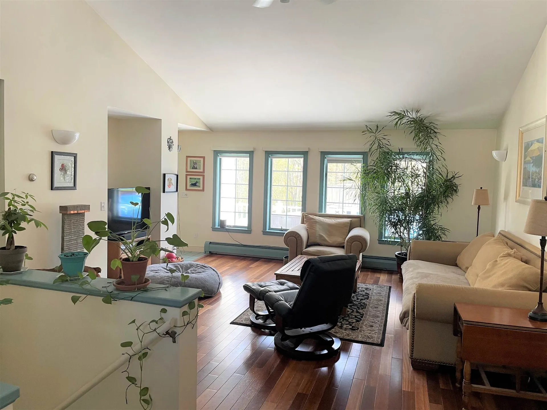 26 Autumn Lane Bristol VT 05443