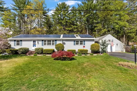 52 Ayer Circle Seabrook NH 03874