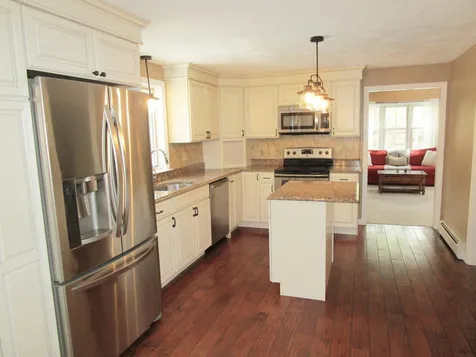 39 Redcoat Drive Hampstead NH 03841