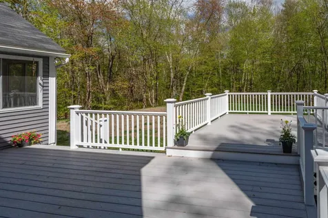 39 Redcoat Drive Hampstead NH 03841