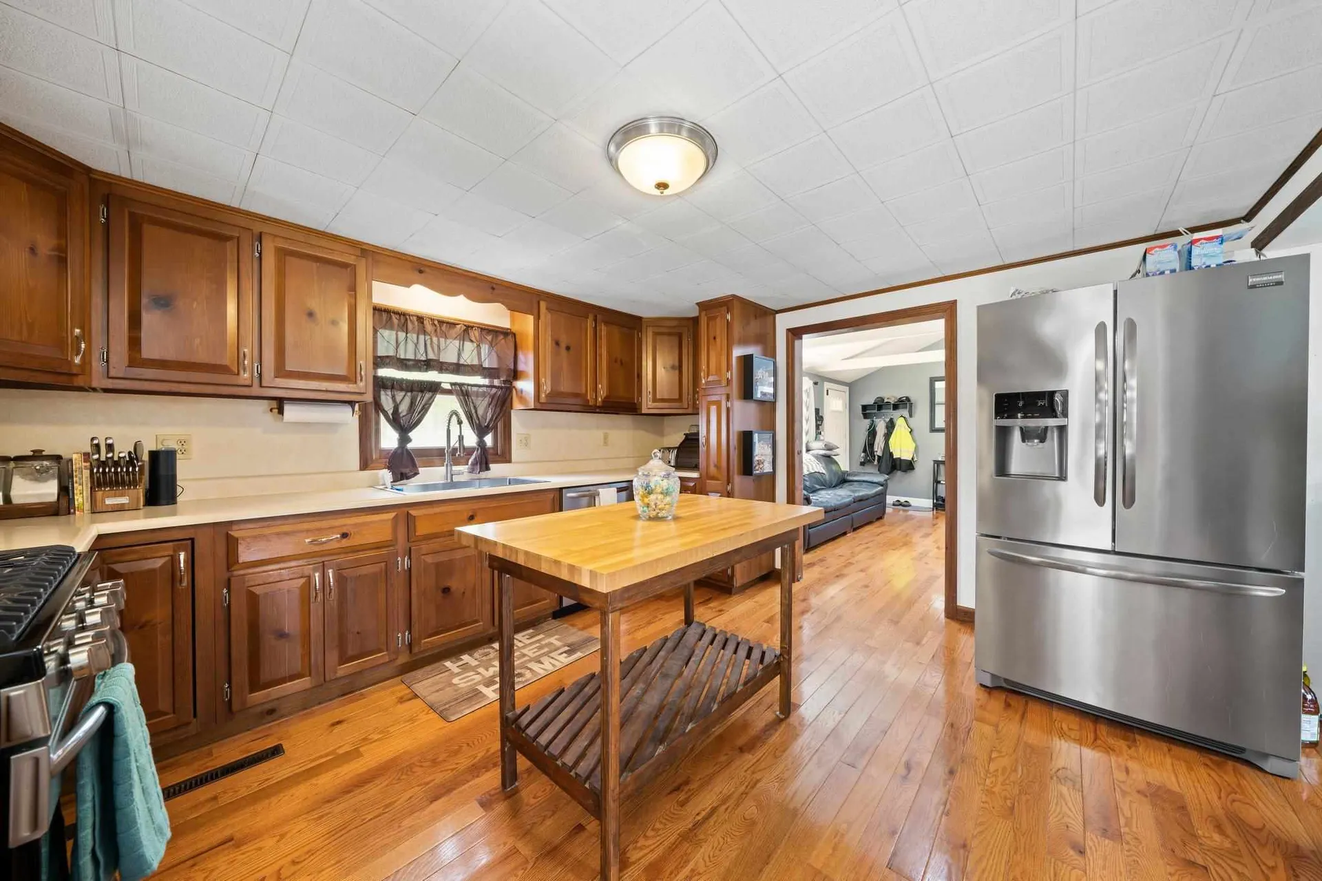 4 Travis Cove Road Kingston NH 03848