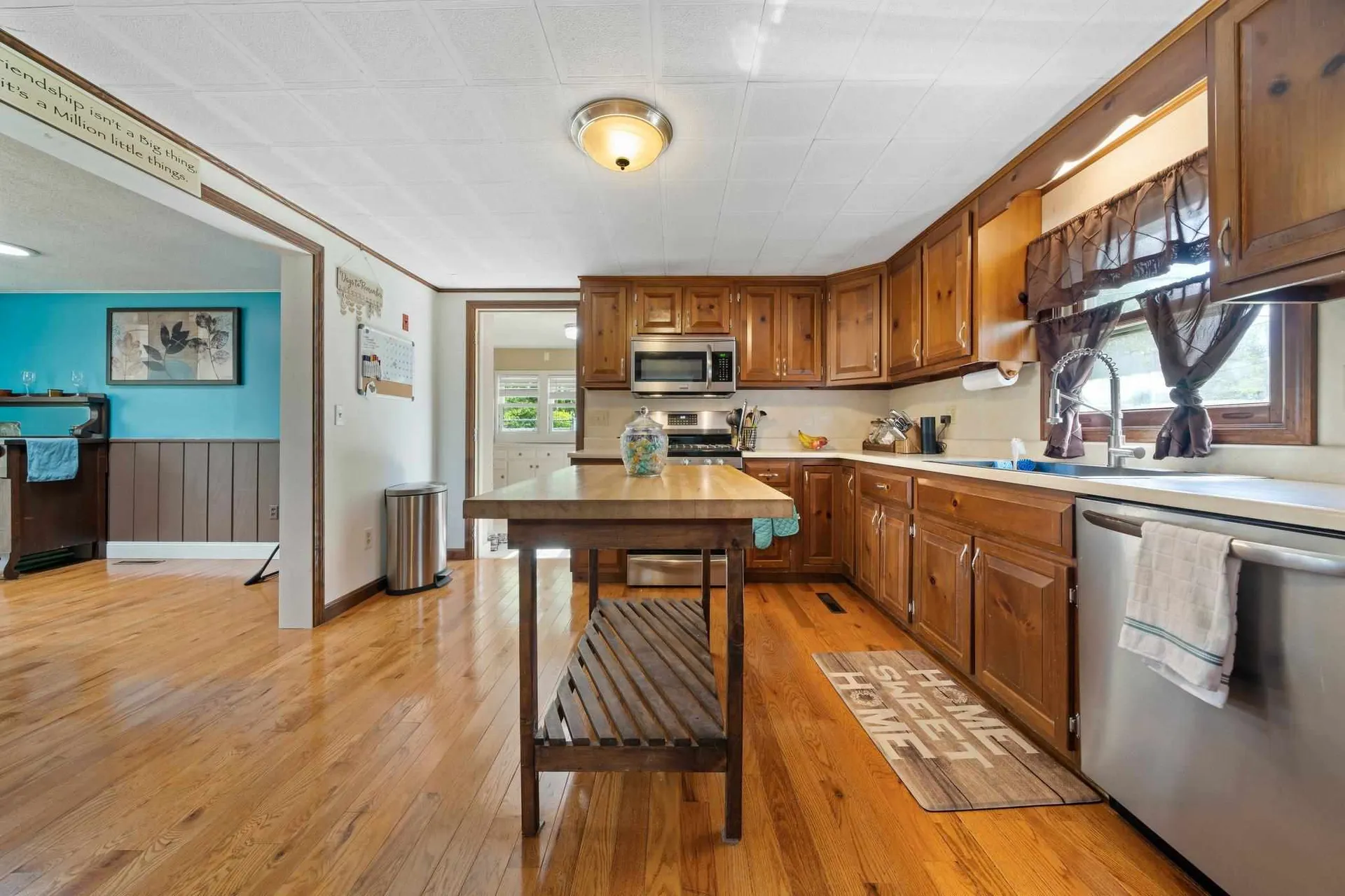 4 Travis Cove Road Kingston NH 03848