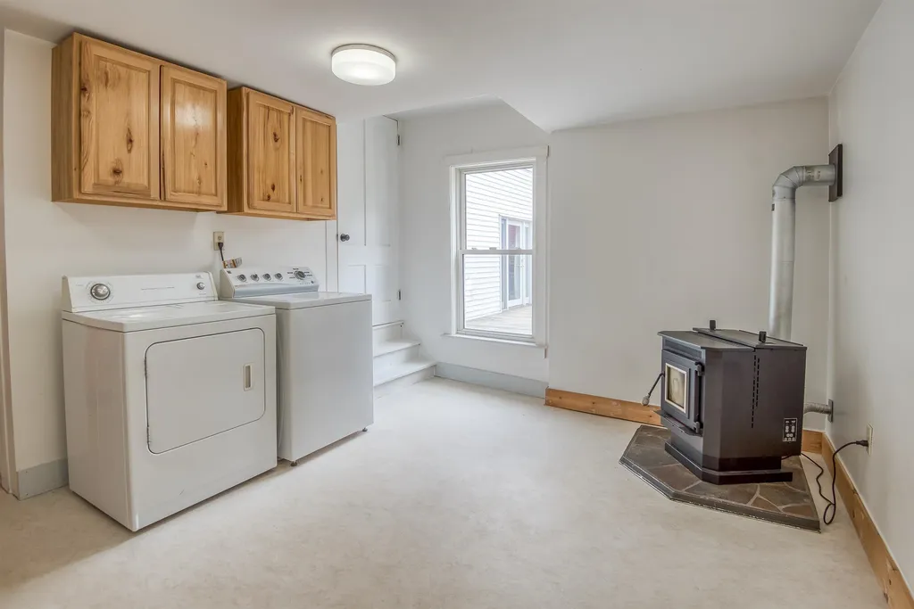 54 Willow Street Littleton NH 03561