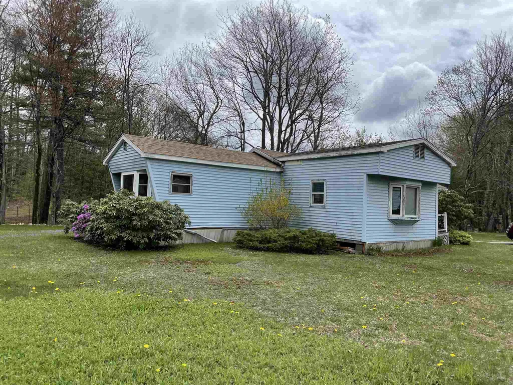 8 Vaillancourt Drive New Ipswich NH 03071