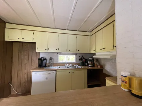 8 Vaillancourt Drive New Ipswich NH 03071