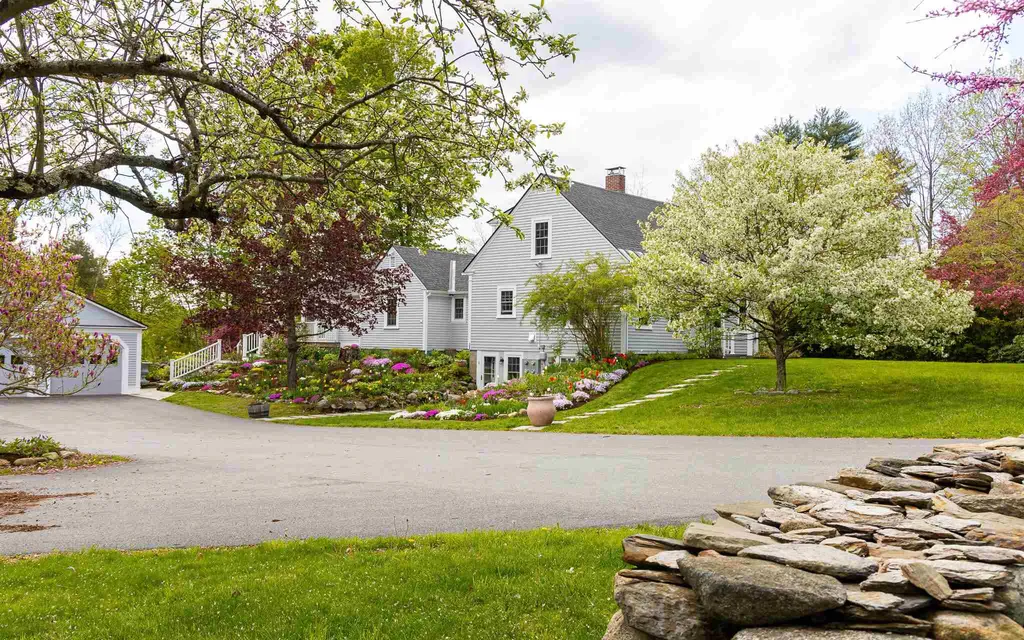100 North Road Walpole NH 03608