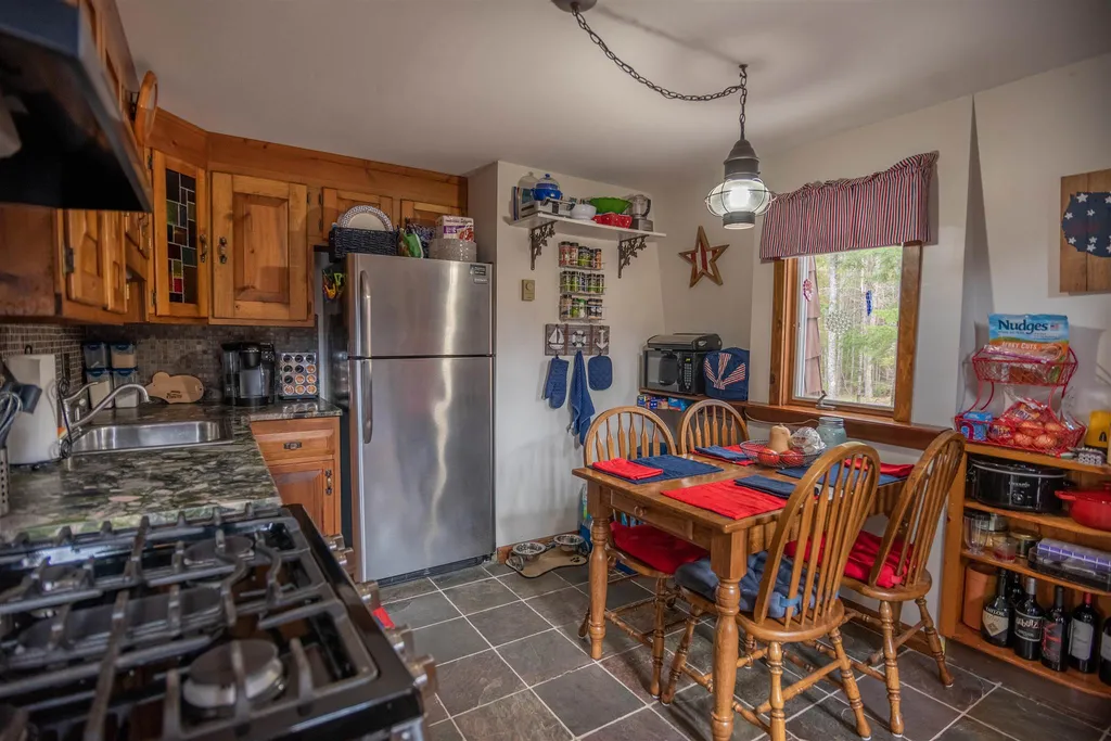 37 Hansen Chase Road Sunapee NH 03782