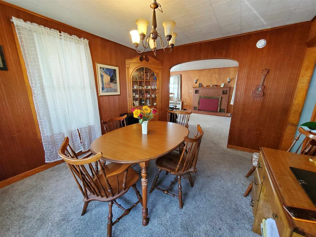12 Dartmouth Street Hooksett NH 03106