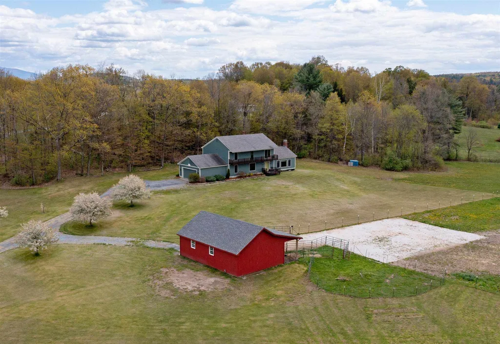 2376 Pearson Road New Haven VT 05472