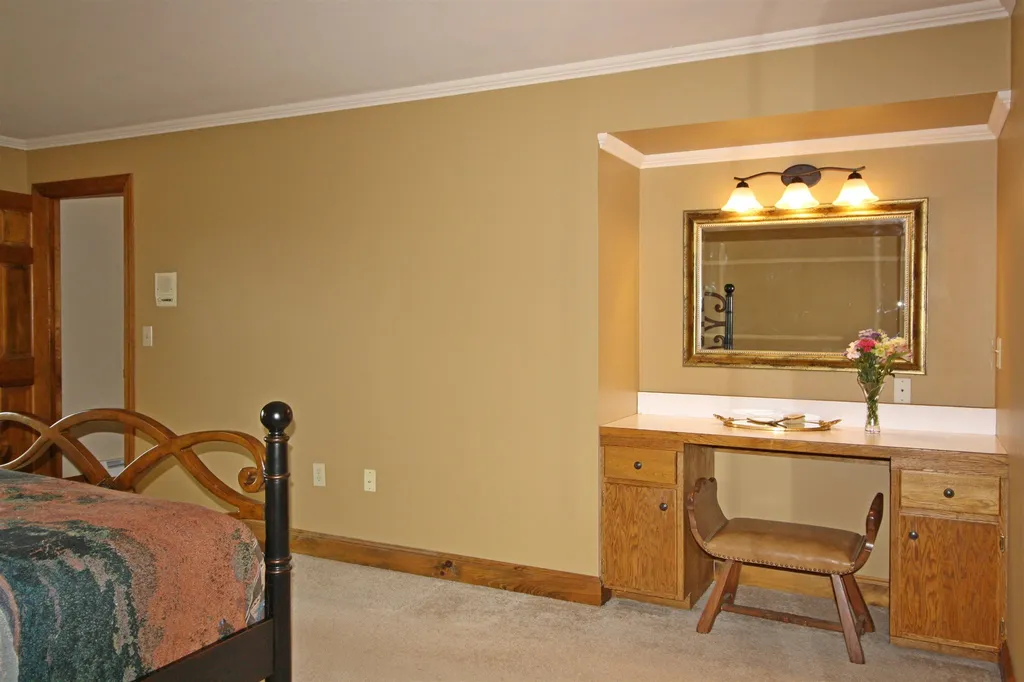 2376 Pearson Road New Haven VT 05472