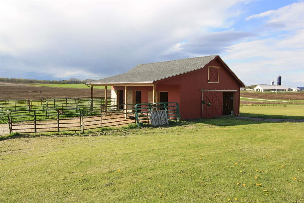 2376 Pearson Road New Haven VT 05472