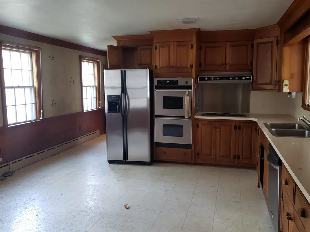 582 Route 10n Orford NH 03777