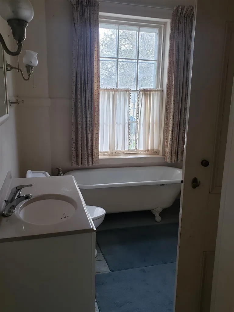 582 Route 10n Orford NH 03777