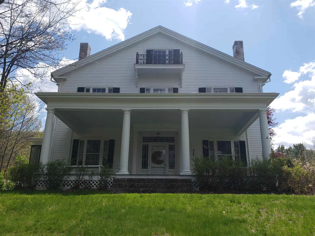 582 Route 10n Orford NH 03777