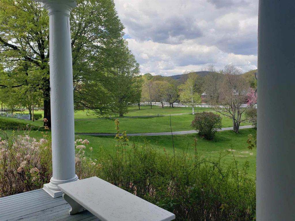 582 Route 10n Orford NH 03777