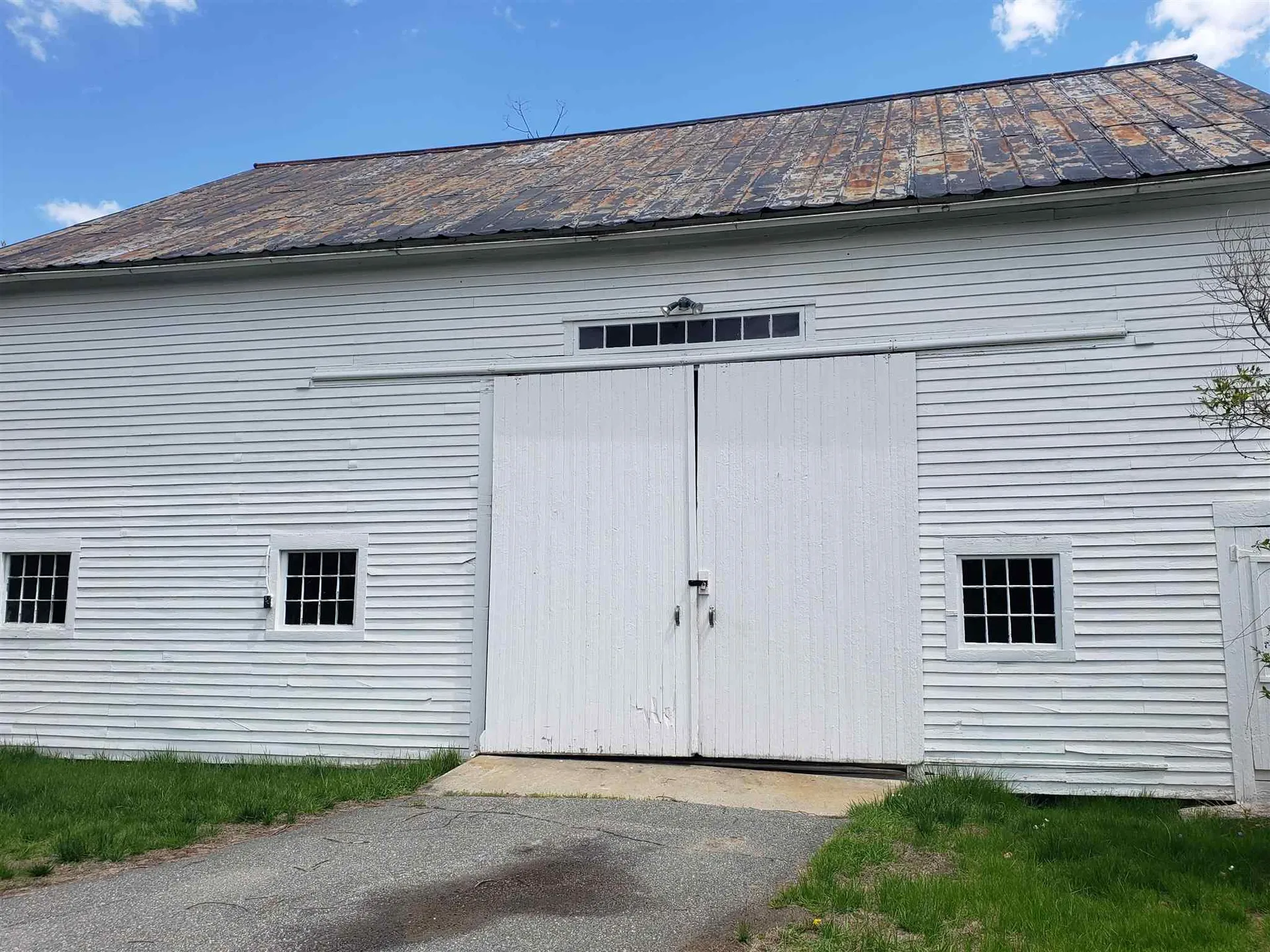 582 Route 10n Orford NH 03777