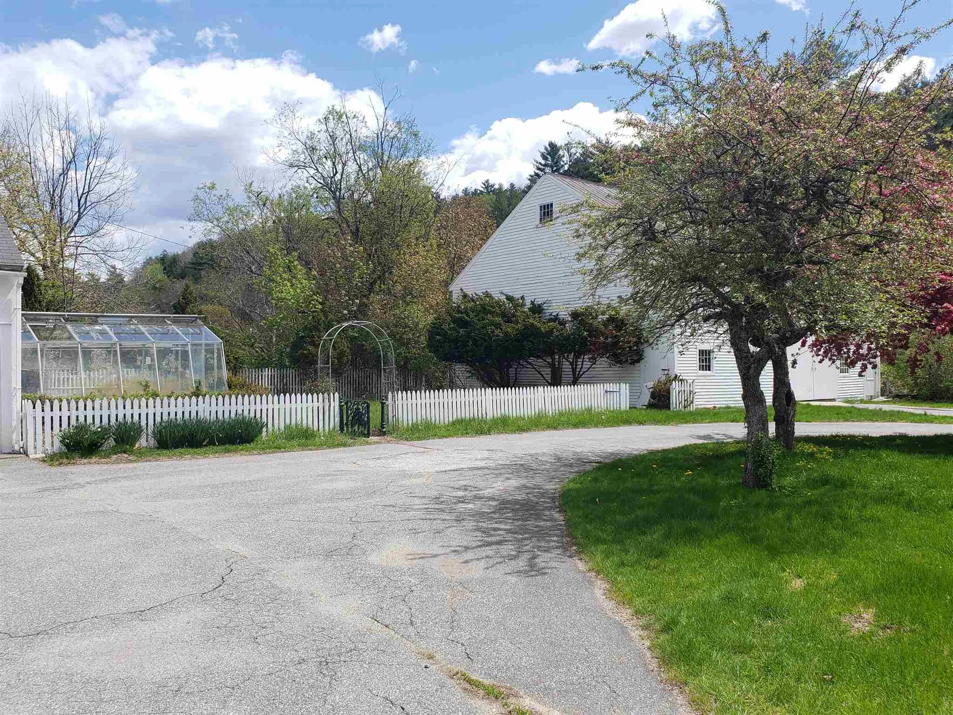 582 Route 10n Orford NH 03777