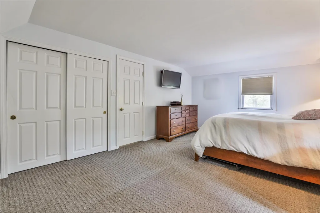 7 Greeley Road Pelham NH 03076