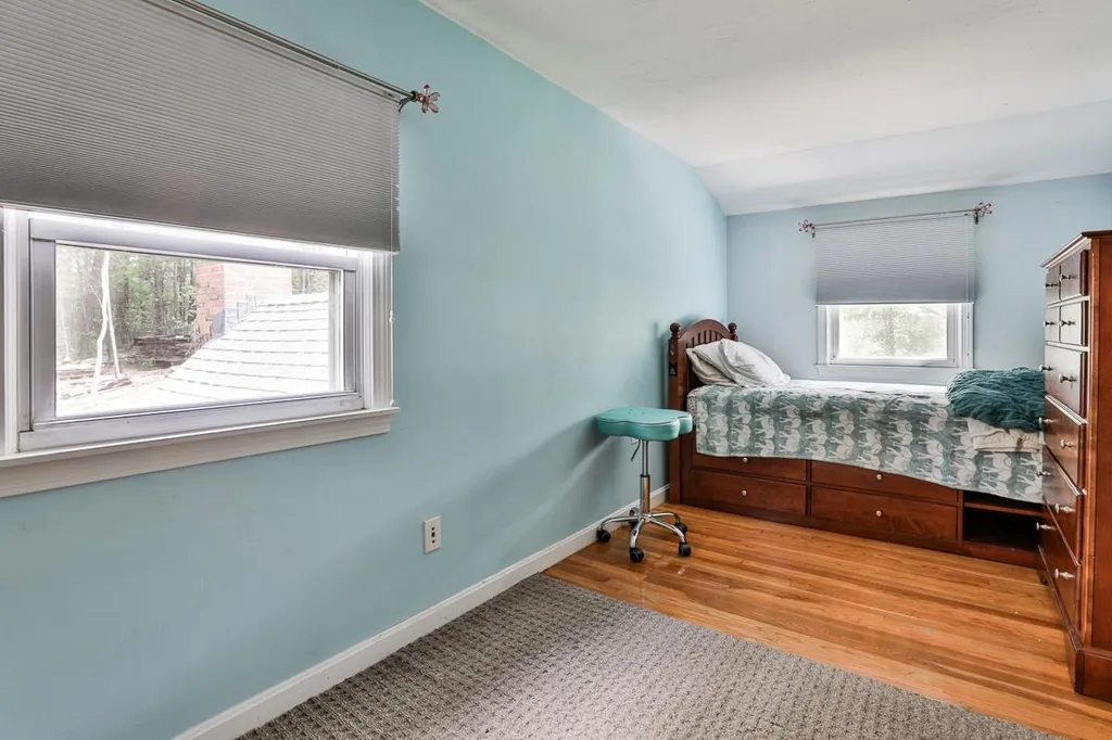 7 Greeley Road Pelham NH 03076