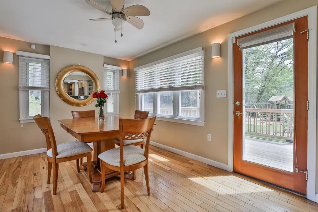 7 Greeley Road Pelham NH 03076