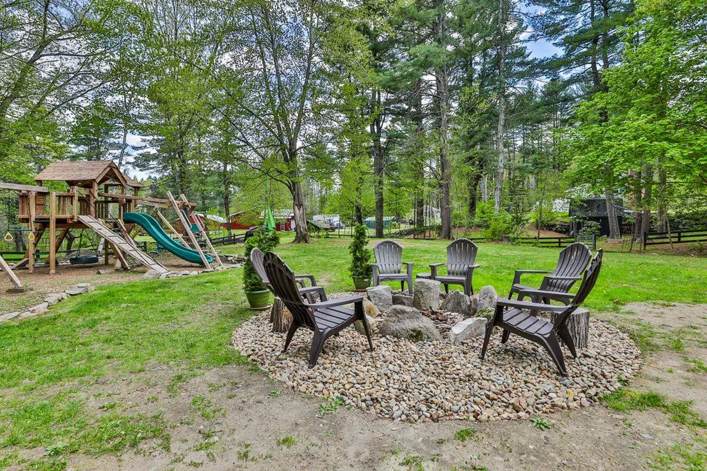 7 Greeley Road Pelham NH 03076