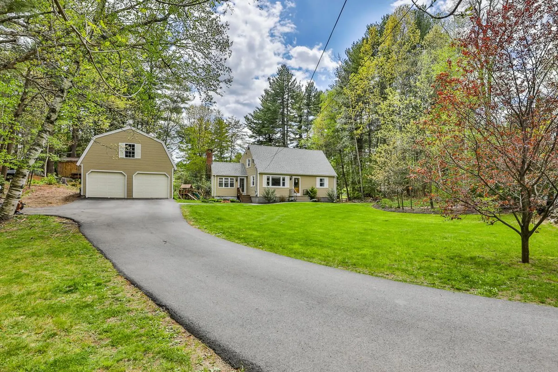 7 Greeley Road Pelham NH 03076