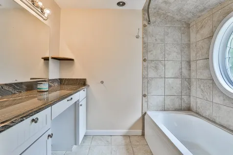 7 Greeley Road Pelham NH 03076