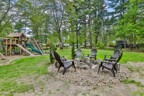 7 Greeley Road Pelham NH 03076